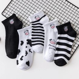 Women Socks 5 Pairs Cow Pattern Cartoon Cute Comfortable Stockings Breathable Low Cut Business Boat Sock Trend