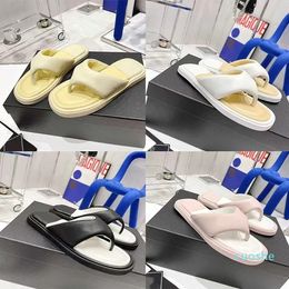 Designer Sandals Women Flip-Flops Thick Bottom Square Toe Slippers Platform Slippers Outsole Sheepskin Lining Beach Shoes