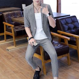 Men's Suits 2023 Grey Striped Summer Mens With Pants Half Sleeves 2 Pcs Blazer Sets Slim Fit Thin Skinny Stylish Man Costumes Modern