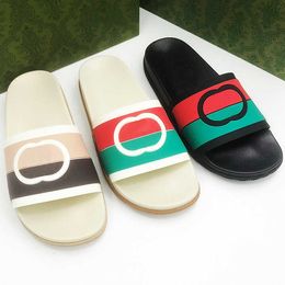 2023 Designers Slides Fashion Mens Striped Rubber Slides Interlocking Platform Shoes Luxury Flat Unisex Beach Slippers Bathroom Home Flip Flops 35-46 With Box NO440