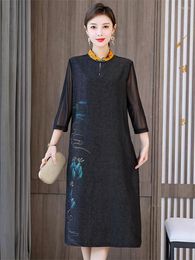 Casual Dresses Vintage Chinese Style Cheongsam Dress With 3/4 Sleeve Embroidery Elegant 2023 Spring Summer RetroTemperament Mother Z170