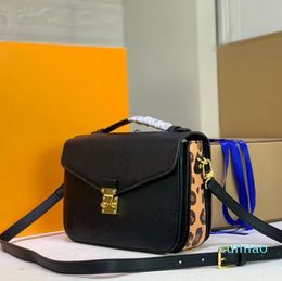 Fashion Womens Bags Leopard Top Lady Shoulder Bag Classic Embossed Print Design Handbag Purse