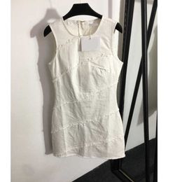 23ss abbigliamento da donna firmato abito abiti di un pezzo Moda bordo grezzo in vita che dimagrisce giubbotto di jeans Abito da donna di alta qualità a1