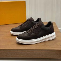 Luxury Designer Bevety Hils Casual Shoes White Black Leather Technical Casual Walking Famous Rubber Lug Sole Party Wedding Runner Skateboard Walking EU46 04