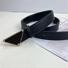 Fashion Classic Men Designer Belt Smooth Buckle Gold Silver Metal Triangle Deluxe Waistband 4 Colours Options Wide 3.0cm With Box