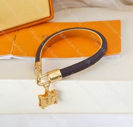 Designer Leather Bracelet Women Charm Bracelet Fashion Couple Lock Pendant Bracelet Luxury Bangle Jewellery Christmas Gift With Box