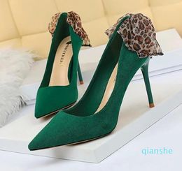 Dress Shoes Sexy Leopard Riband Wedding Women's Fashion Crystal Bowknot High Heels Flock Pointed Women Pumps Large Size 43