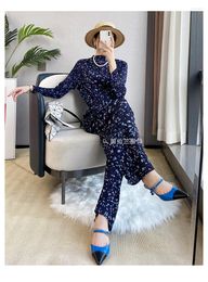 Women's Two Piece Pants SELLING Miyake Fold Fashion Word Long Sleeve Stand Collar T-shirts Wide-legged Print Two-piece Suit IN STOCK