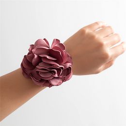 Korean Fashion Big Rose Flower Chain Bracelets for Women Wed Bridal Boho Elegant Charm Bangles Couple Hand Jewelry New