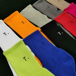 Fashion Cotton Socks Mens Womens Couple Classic Letter Breathable Stockings Soccer Basketball Sports Socks For Men Women Clothes