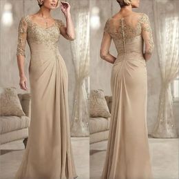 2023 Beaded Lace Mother of The Bride Dresses Champagne Plus Size Chiffon Half Sleeves Groom Godmother Evening Dress For Wedding