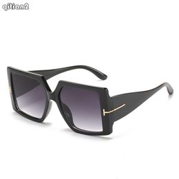 Trendy T-shaped 2023New Personalised halloweeVersatile for Men and Women Sunglasses
