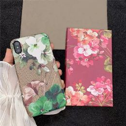 iPhone 14 12 Pro Max Case Designer Phone Cases for Apple 15 13 11 XR XS 8 7 Plus Luxury PU Leather Flower Print Mobile Cell Half-body Bumper Back Covers Fundas Coque Green