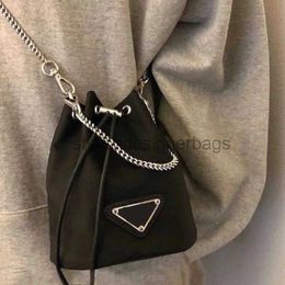 Shoulder Bags Bucket Bag Designer Nylon Mini Tote Small Luxurys Long Soulder Crossbody Bagsstylishdesignerbags