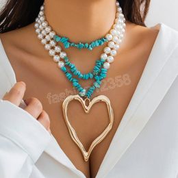 Catena con perline finte perle e pietre con collana con ciondolo a cuore grande per donne Accessori a catena con perline a strati Gioielli di moda