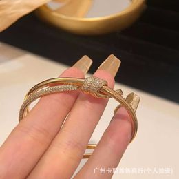 Fashion TFF 18k gold studded diamond knot bracelet with a female niche design simple and luxurious inset bracelet rose gold full diamond bracelet H9O9