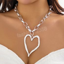 Thick Chains with Big Hollow Heart Pendant Necklaces for Women Trendy Exaggerated Large Accessories on Neck Fashion Jewelry