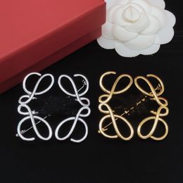 Simple Letter-L Pins Brooch Lowes Luxury Designer Jewellery For Women Gold Brooches Men Classic Brand Breastpin Scarf Suit Party Dress Ornament aw4f