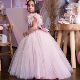 Girl Dresses Simple Flower Feather Fluffy Tulle Kids Birthday Pageant Weddding Gowns Formal Wear Events First Communion