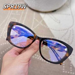 Women's Luxury Designer 23 Cat Eye Plate Eyes Frame Hawksbill Screen Red Premium Female