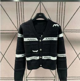 Yeni Bayan Sweaters Örgü Kadın Lüks Marka CC Tasarımcı Sıradan Cardigan Sweaters