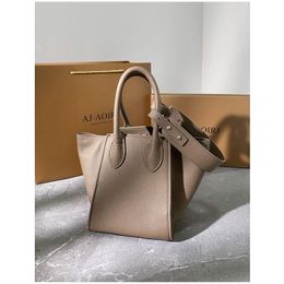Sac luxe Femme Fashionable Daily Bag women Genuine Leather Women Bucket Bag Stylish Female Luxury Designer Bags Shoulder Handbags