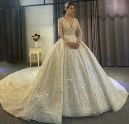 2024 Luxury Arabic Dubai Wedding Dress V-Neck Long Sleeves Crystal Beads Ruffles Bridal Gown Bling Customed Robe Mariage Vestidos De Noiva
