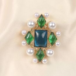 Brooches Mediaeval European And American Style Glass Inlaid Gemstone Geometric Square Artificial Pearl Brooch Retro Men/Women Accessories