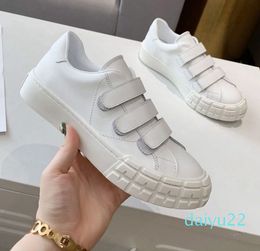 Summer Designer Luxury Women Leather Coloured Thick Sole Sport Shoe Outdoor Casual Sport Shoe Durable Running