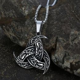 Pendant Necklaces Nordic Style Viking Celtic Knot Triangle Necklace For Men Retro Amulet Jewelry GiftPendant257p