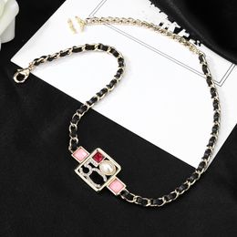 Luxury Necklace Designer Women Pearl Necklaces Ladies Designers Jewellery Letter Pendant C Gold Chains Wedding Gift channel ax48c