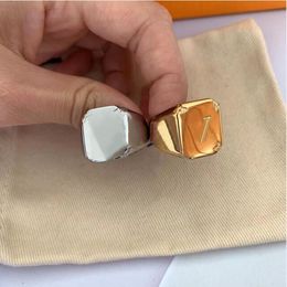 Mens Retro Gold Sier Square Men Women Wedding Ring Designer Jewellery Couple Rings with Gifts Box louiselies vittonlies