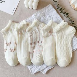 Women Socks White Summer Thin Section Student Cute Jacquard Japanese Jk Sweet Lace Trend Edge Boat Lolita Ruffle