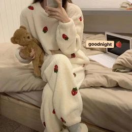 Women's Sleepwear Pyjamas Set Women Winter Thickened Loose Warm Strawberry Printing Pants Suit Two-piece Coral Fleece Ladies