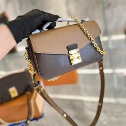 Designer Shoulder Bag 2 Colours Vintage Crossbody Bags Luxury High-Quality Cross Body Travel Women Handbags Wholesale Handbag PU Leather