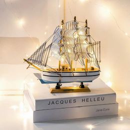 Decorative Figurines Wooden Sailboat Model Office Living Room Decoration Crafts Nautical Creative Home Birthday Gift