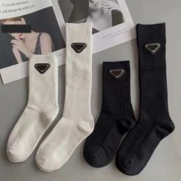 Designer Womens Socks Triangle Badge High Socks Calf Socks Fashion Knee Socks Cotton Designer Socks For Women