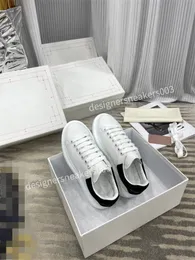 2023top designer womens Travel leather lace-up sneaker fashion lady Running Trainers Letters woman shoe Flat Printed gym sneakers