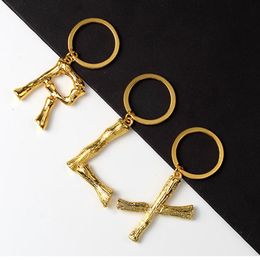 Keychains 2023 Women Keychain 26 Alphabet Letter Rhinestone Gold Color Key Ring Charm Chain Accessoreis Female Car Bag Keyring Holder