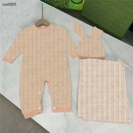 Fashion Newborn Baby Rompers Hats Blankets Designer Letter Girls Boys Jumpsuits Onesies Kids Clothing Birthday Gifts