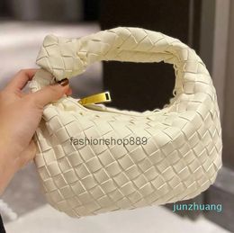 Evening Bags Bags Beach Designer Women Handbags Purses Luxurys Woven bag Multifunction Satchel Meenger 66 body pink Cloud bag Hollow 2023