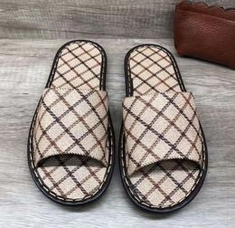 New Men Luxury Sneaker Slippers Fashion Home Designer Shoes Women Flip Flops Outdoor Beach Sandal Letters Slides