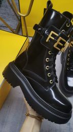 Bota masculina grande vermelha MSCHF Astro Boy botas de grife femininas com fundo grosso de borracha plataforma bota de chuva sapatos oversized botas de joelho de luxo bico redondo bico fino sapato masculino