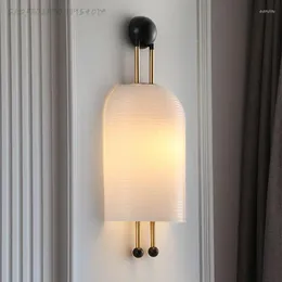 Wall Lamps Modern Simple Living Room Bedroom Lamp Nordic Design Model Creative Personality Glass Bedside El