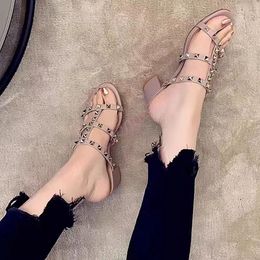 Luxury Brand Women Sandals Leather calf leather rivet Fashion Slippers Lady SlingBack shoes Sexy Diamond Flash sandals With Box