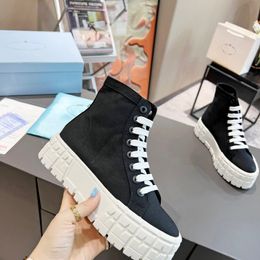 Women Men and Classic Designer Sneakers Inverted Triangle Canvas Sports Shoes Casual Lace Up Fashion Thick Sole Outdoor Walking Low