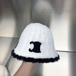 Cloches Designer Arc de Triomphe Black Plush Bucket Hat for Women, Versatile in Autumn and Winter, Warm Fisherman Hat, Large Head, Surrounding Face GNOR
