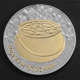 Arts and Crafts Russian two-color commemorative coin gold micro relief foreign currency