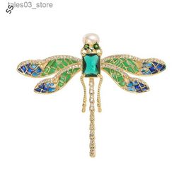 Pins Brooches Green Zircon Gemstones Dragonfly Women's Brooches Freshwater Pearls Decorated Corsage Pin Q231107
