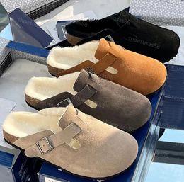 Designer Sandals Boston Suede Clogs Men Women Arizona Slippers Leather Black White Brown Summerr Slide